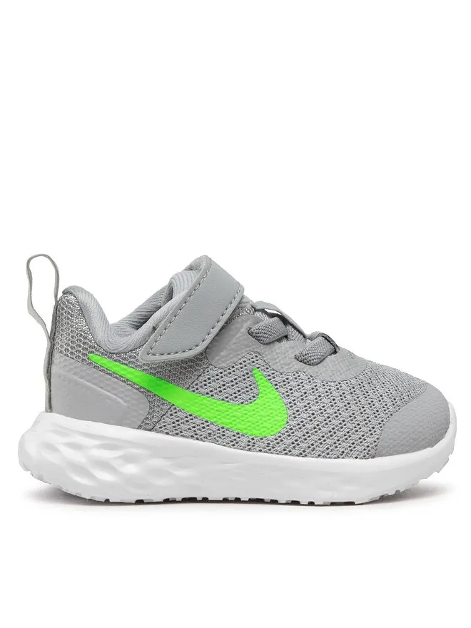 Nike Αθλητικά · Γκρι