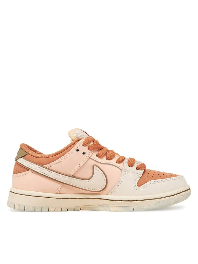 Nike Αθλητικά · Καφέ