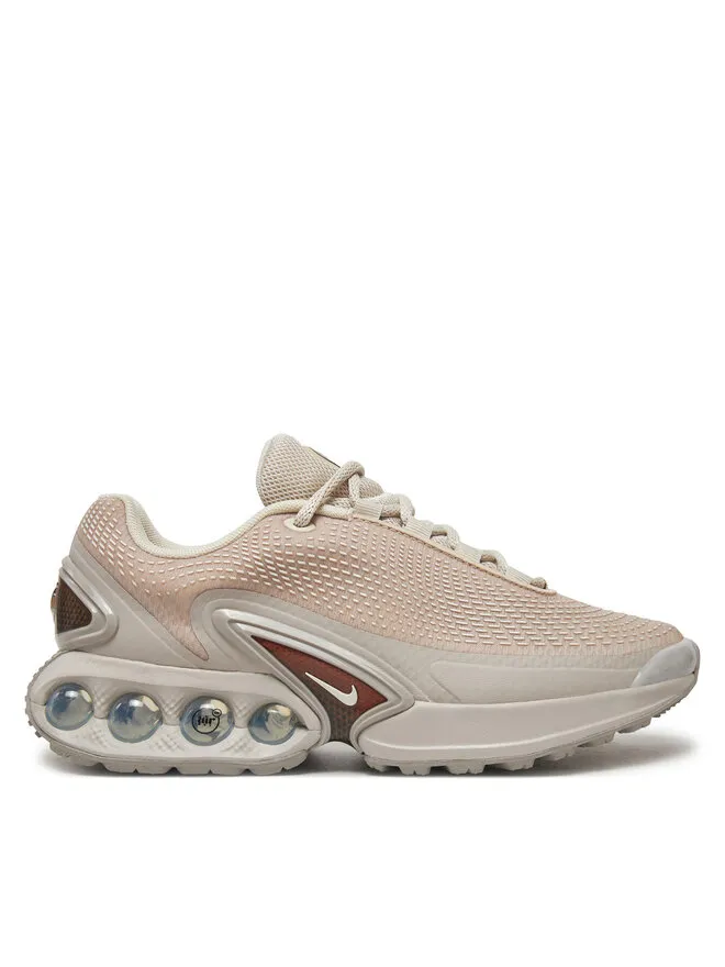 Nike Αθλητικά · Μπεζ