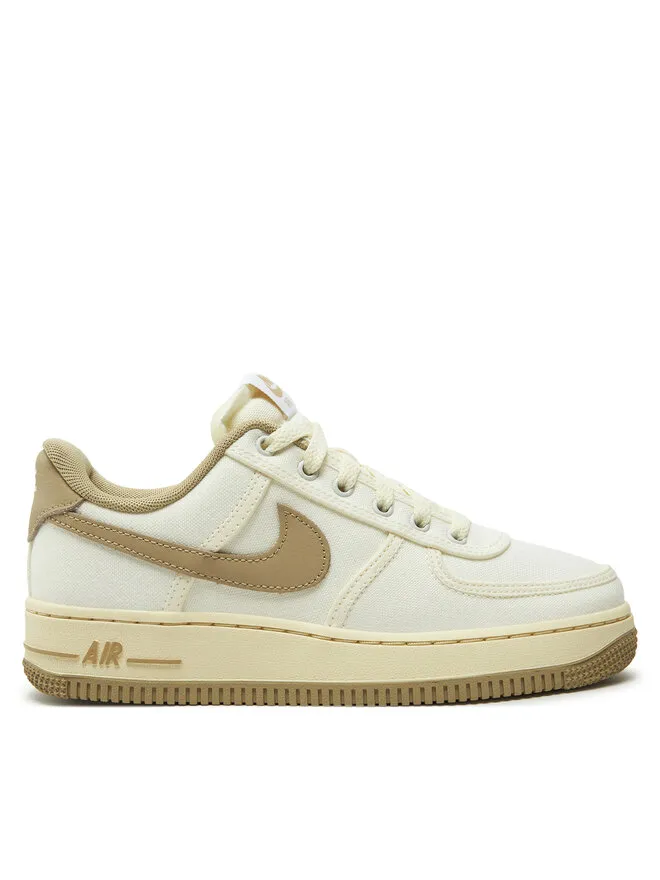Nike Αθλητικά · Εκρού