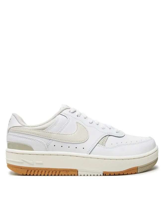 Nike Αθλητικά · Λευκό