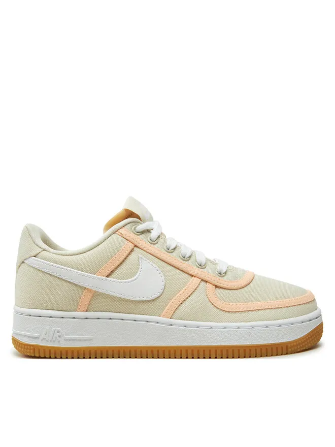 Nike Αθλητικά · Μπεζ