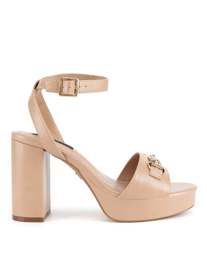 Nine West Σανδάλια · Μπεζ · 10 cm