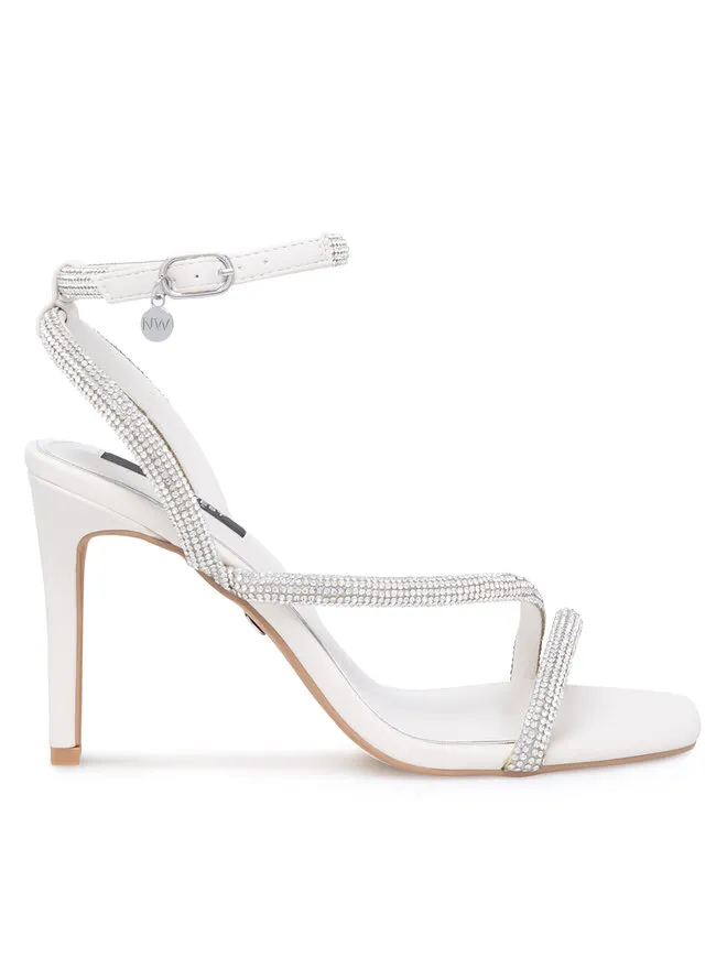 Nine West Σανδάλια · Λευκό · 9 cm