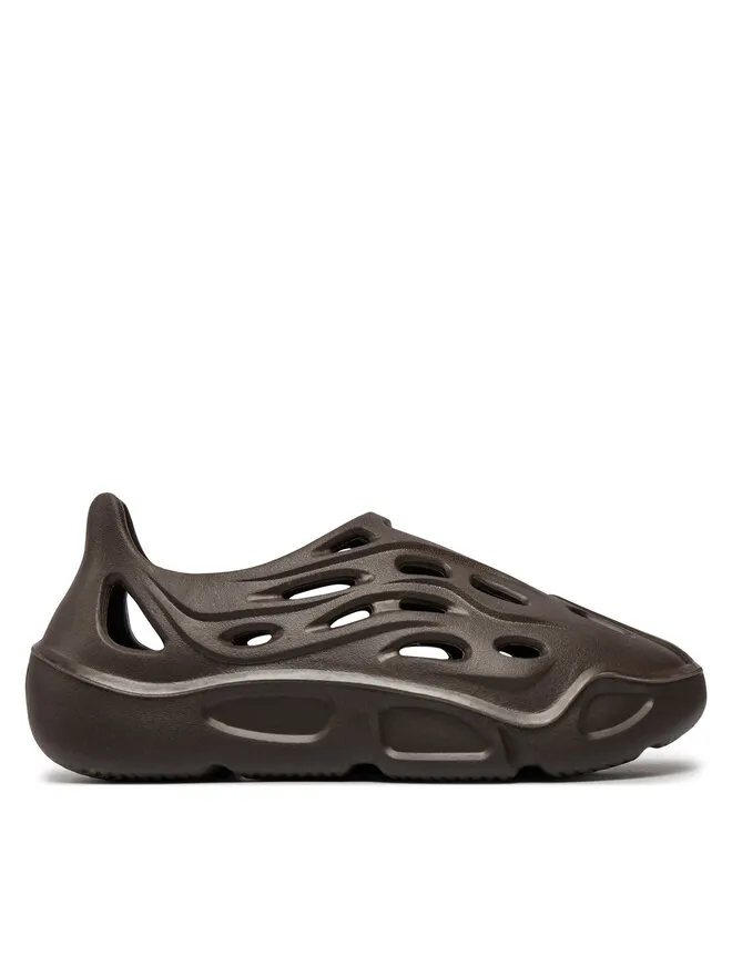 Κλειστά παπούτσια · Καφέ