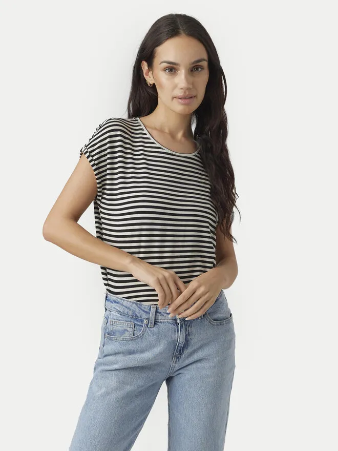 T-Shirt · Μαύρο