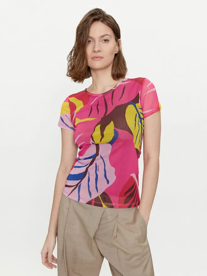 T-Shirt · Έγχρωμο