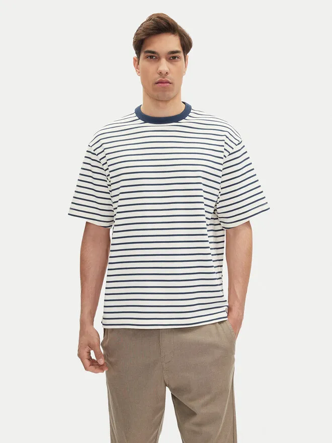 T-Shirt · Λευκό
