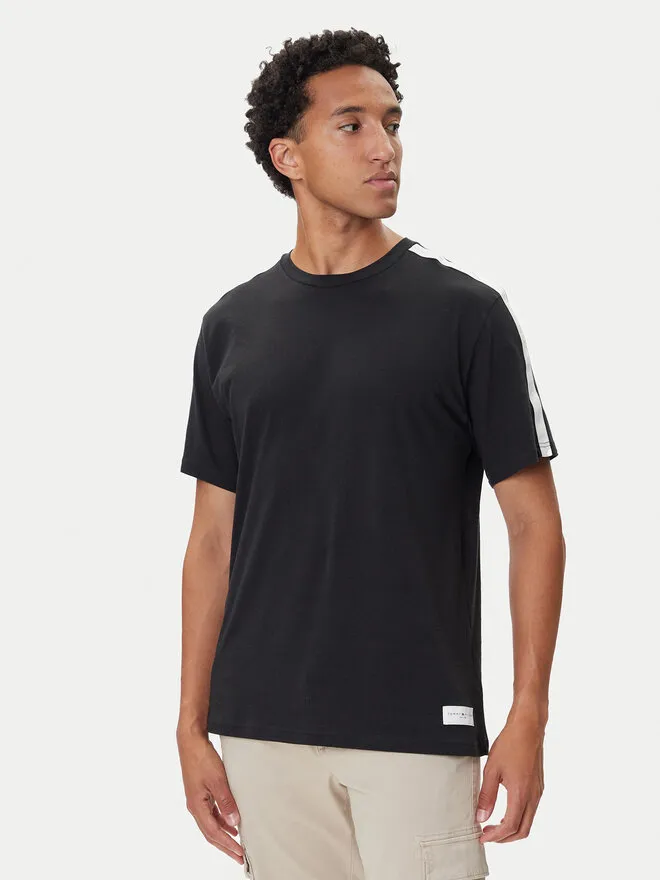 T-Shirt · Μαύρο