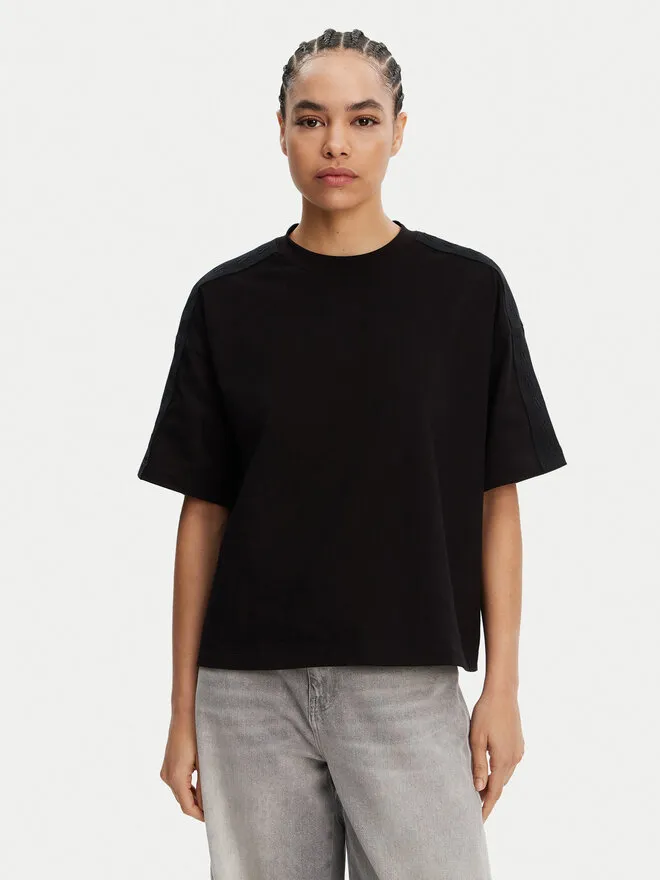 T-Shirt · Μαύρο