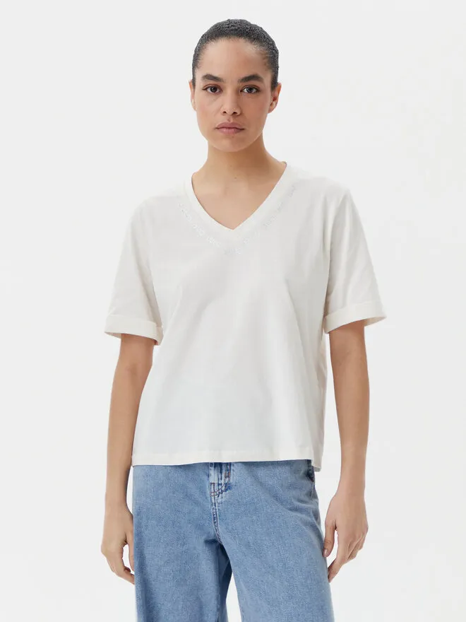 T-Shirt · Εκρού