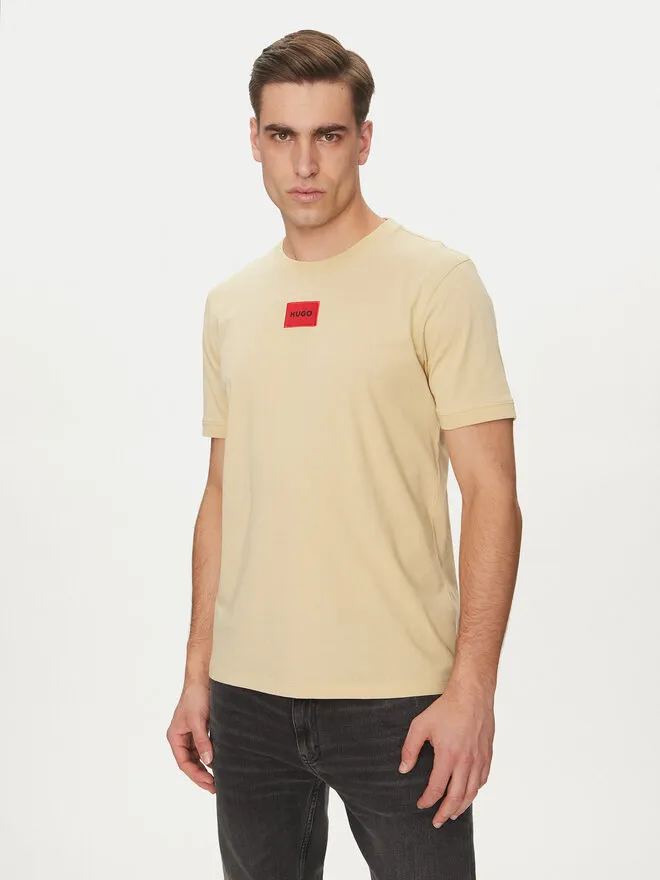 T-Shirt · Μπεζ