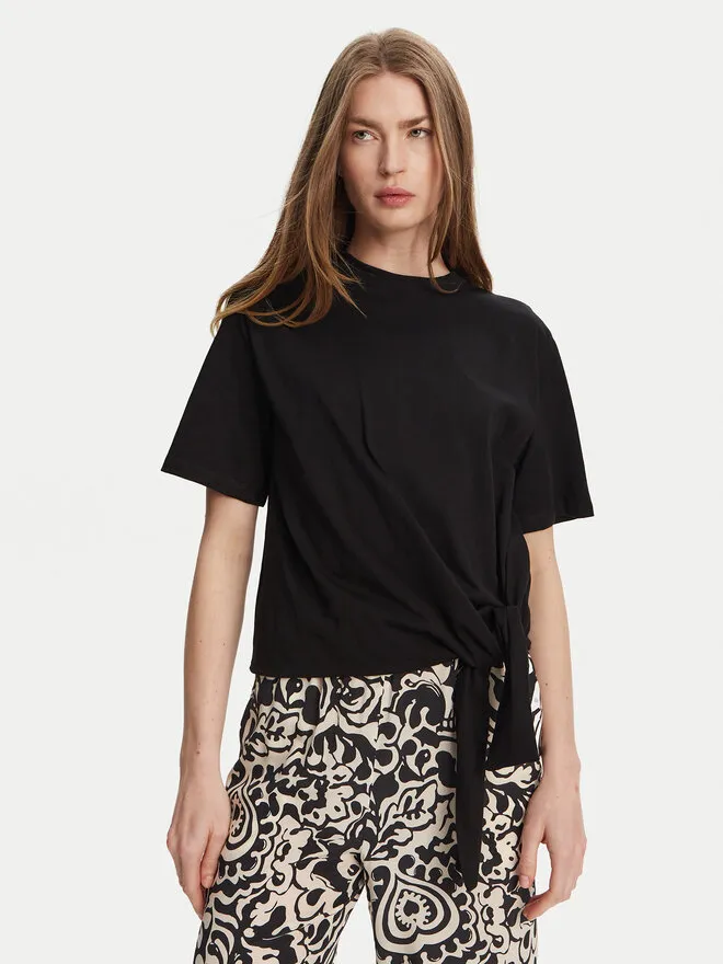 T-Shirt · Μαύρο