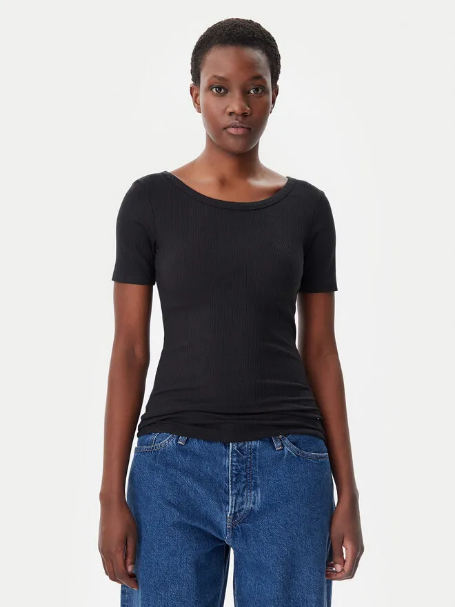 T-Shirt · Μαύρο