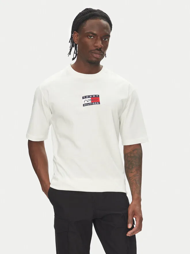 T-Shirt · Λευκό