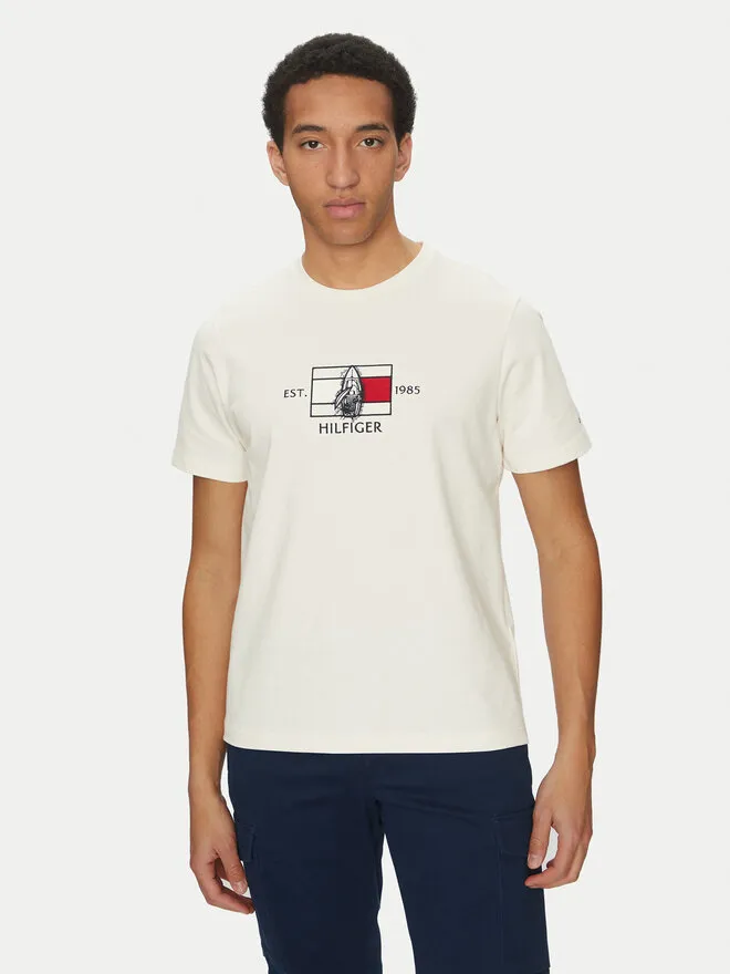 T-Shirt · Εκρού