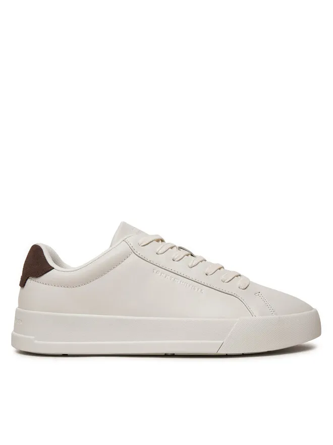 Αθλητικά · Εκρού