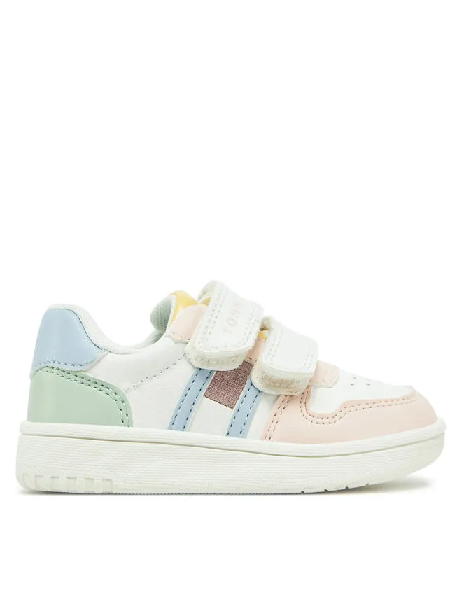 Αθλητικά · Έγχρωμο