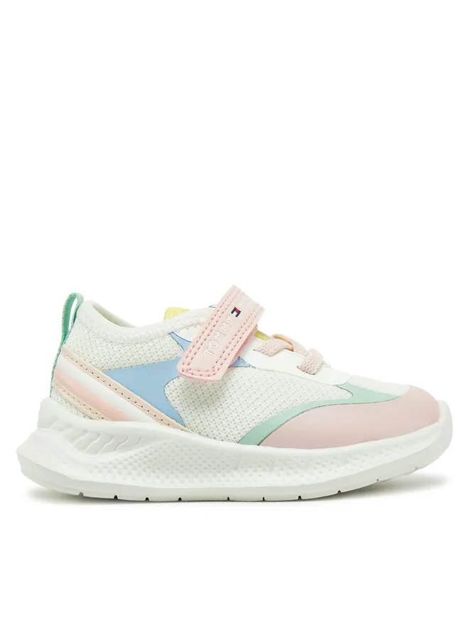 Αθλητικά · Έγχρωμο