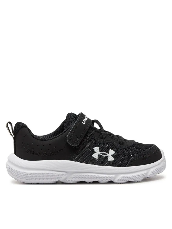 Under Armour Αθλητικά · Μαύρο