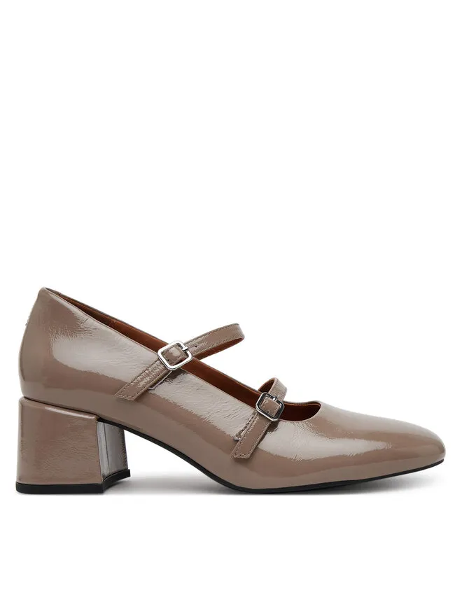 Vagabond Shoemakers Κλειστά παπούτσια · Μπεζ · 5.5 cm