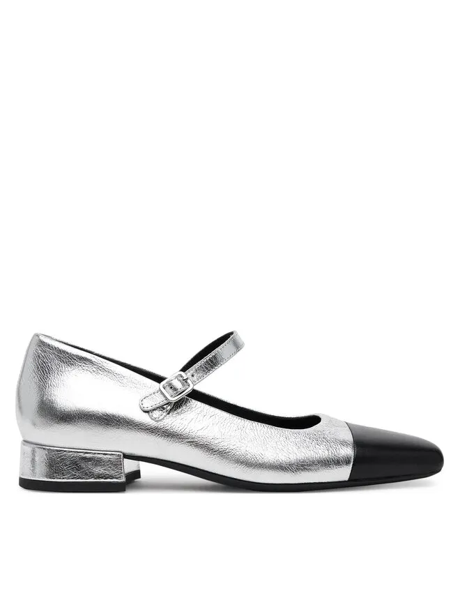 Vagabond Shoemakers Κλειστά παπούτσια · Ασημί