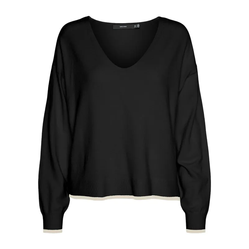 Knitted pullover with stripe