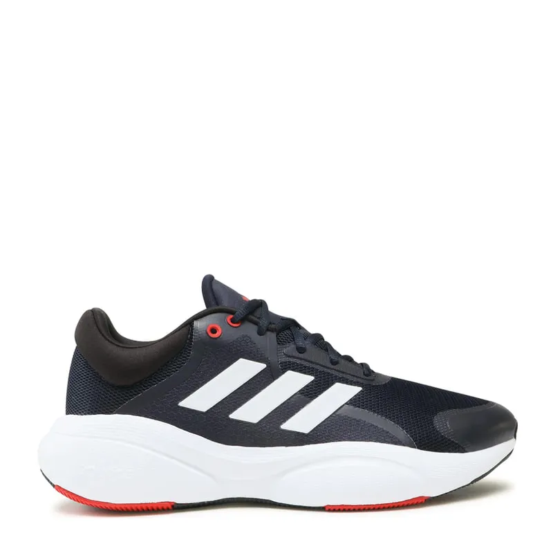 Sports shoes