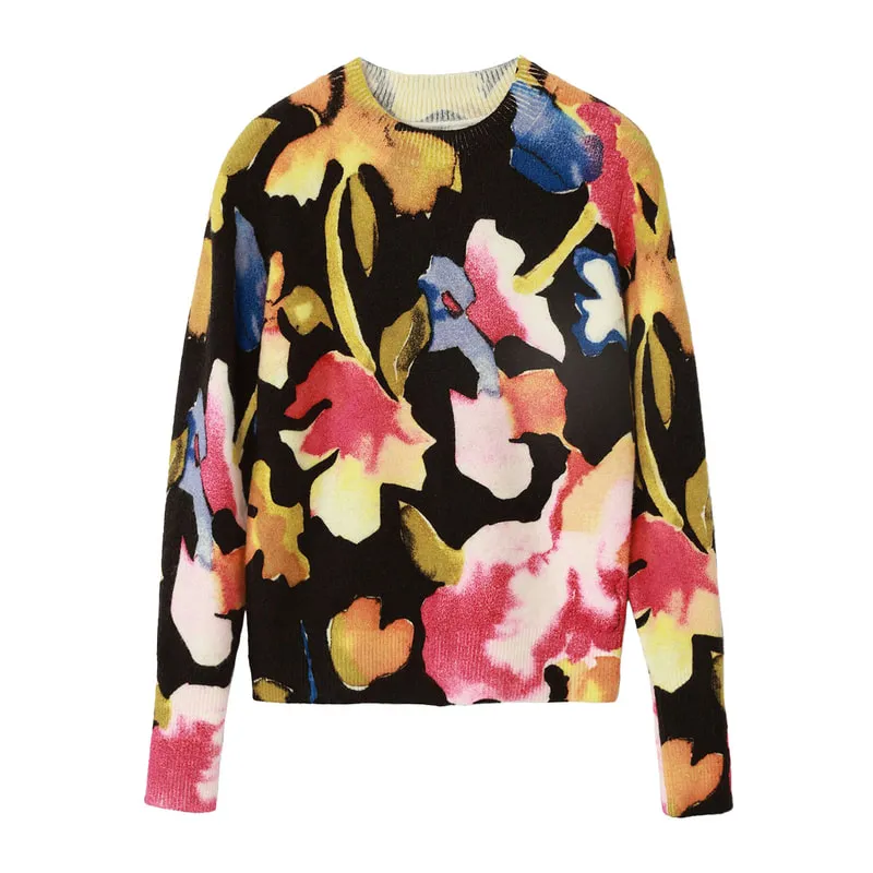 Knitted with floral print