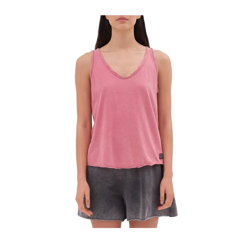 Sleeveless blouse