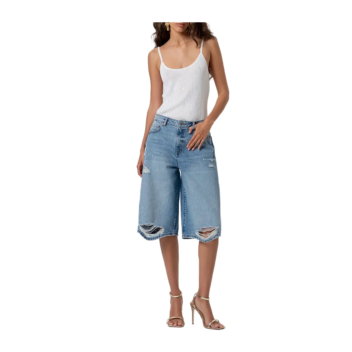 Bermuda shorts in a wide line