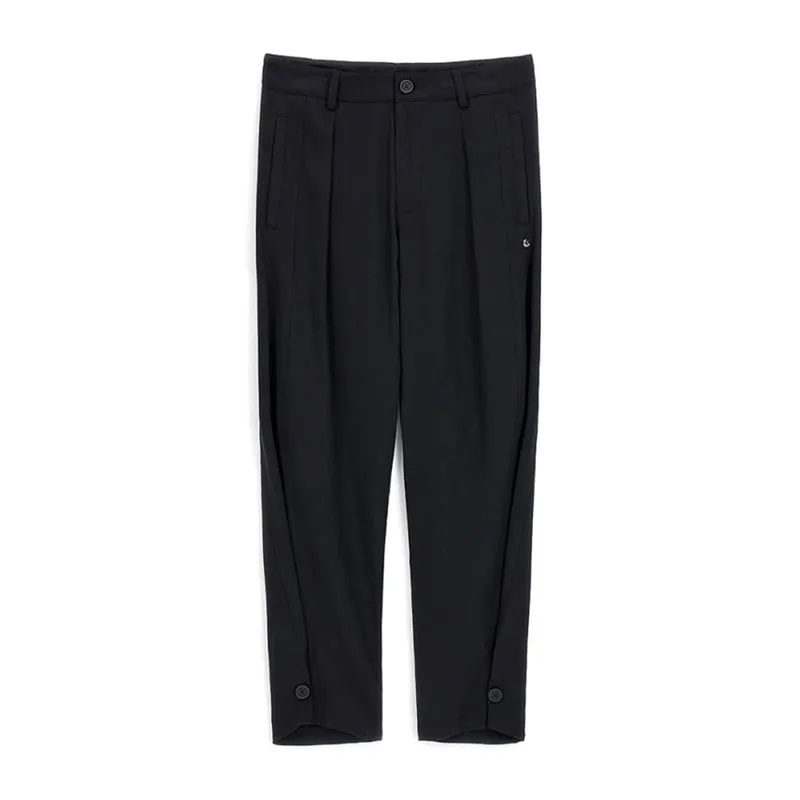 Pleated trousers