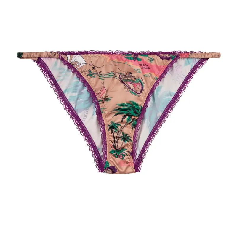 Thong with lace at the ends