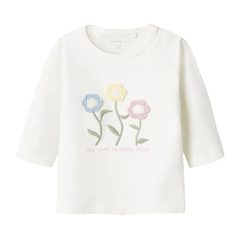 Blouse with flowers