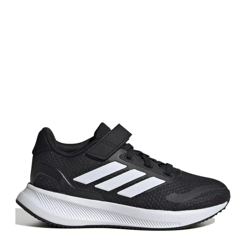 Kids sports shoes