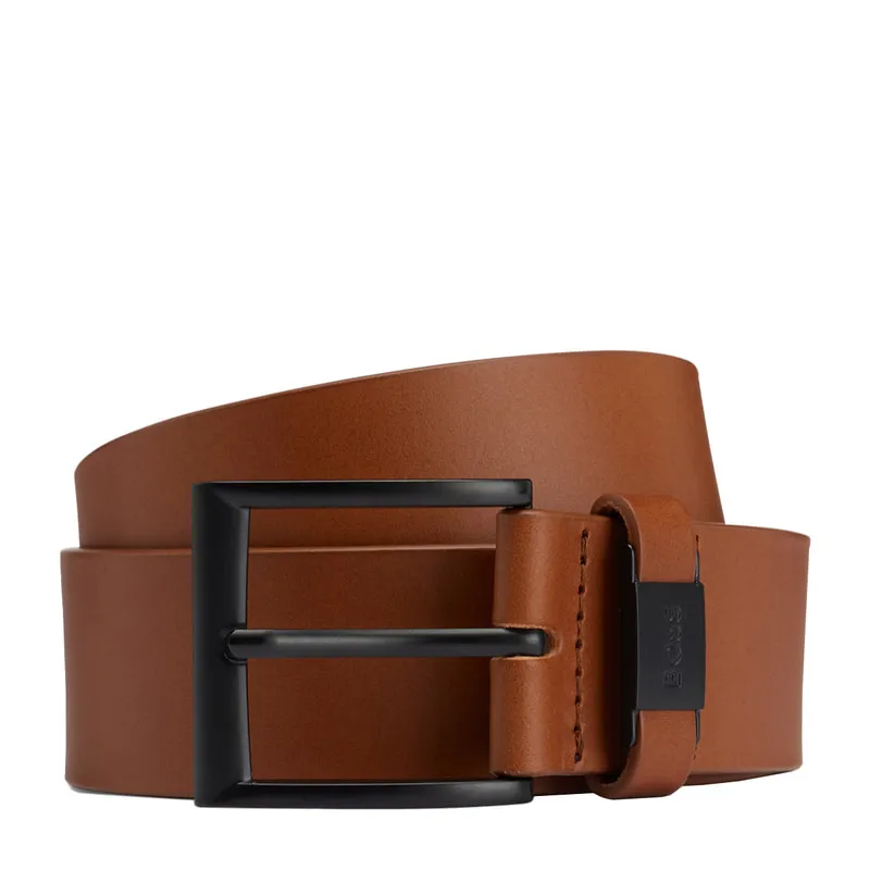 Classic belt with matte buckle