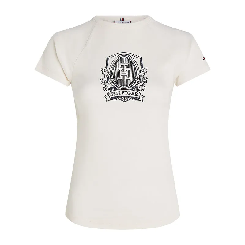 Blouse with chest pattern