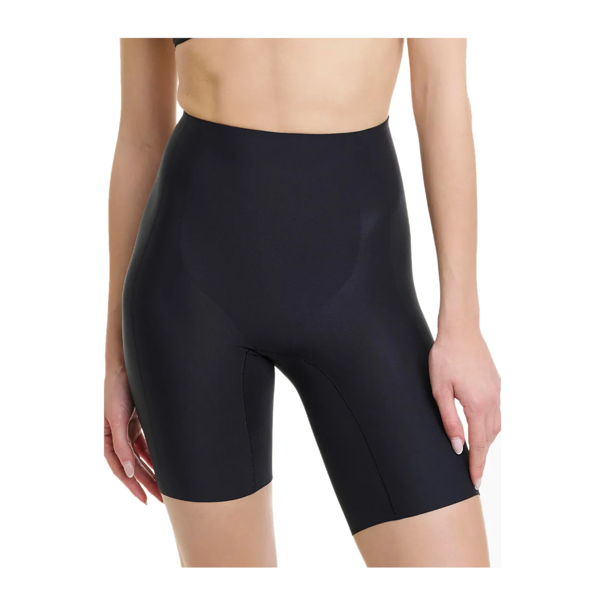 Seamless shaping shorts