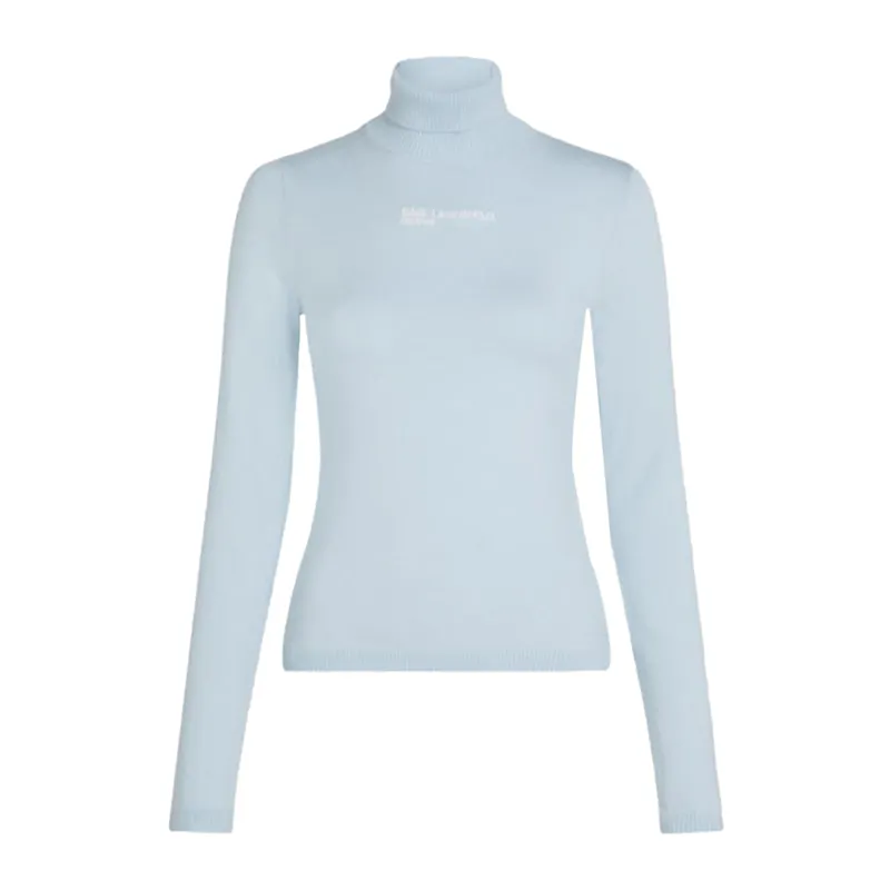 Sweater with logo on the chest