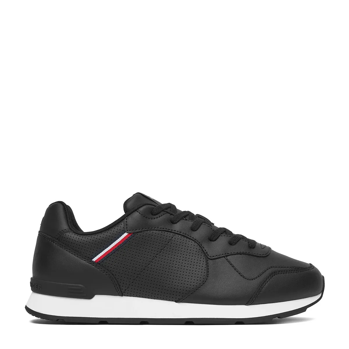 Men's sports shoes