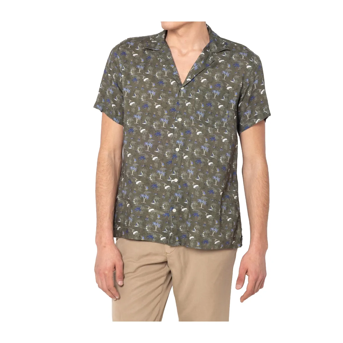 Short-sleeved shirt