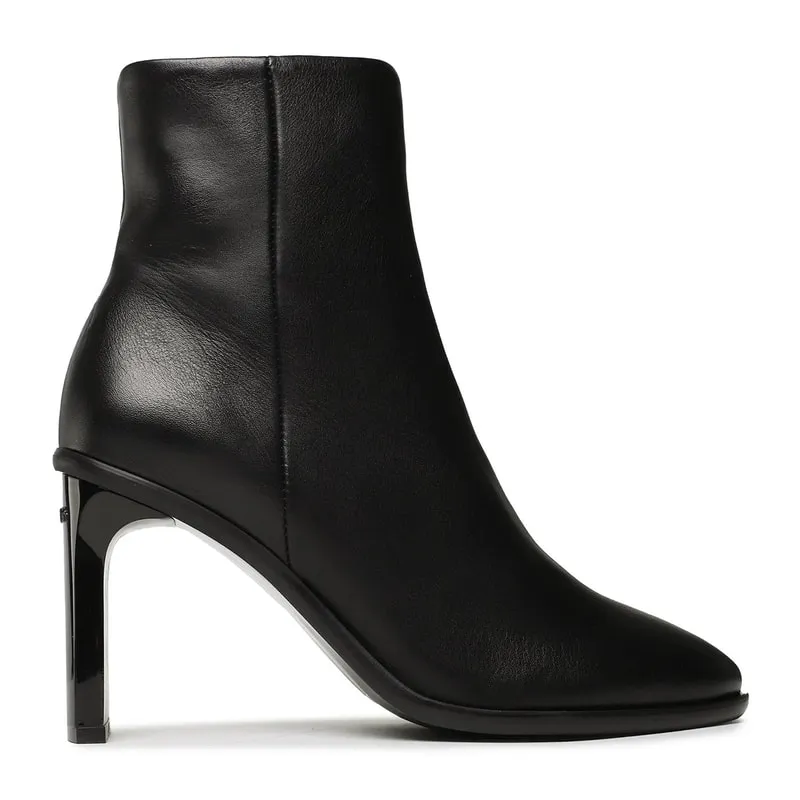 Heeled ankle boot