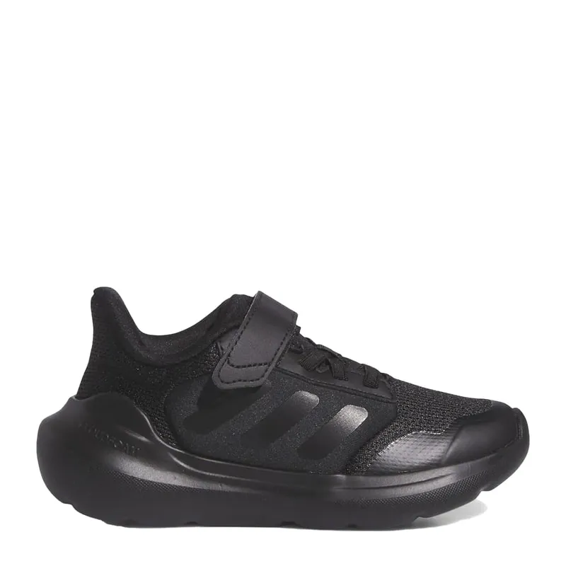 Kids sports shoes