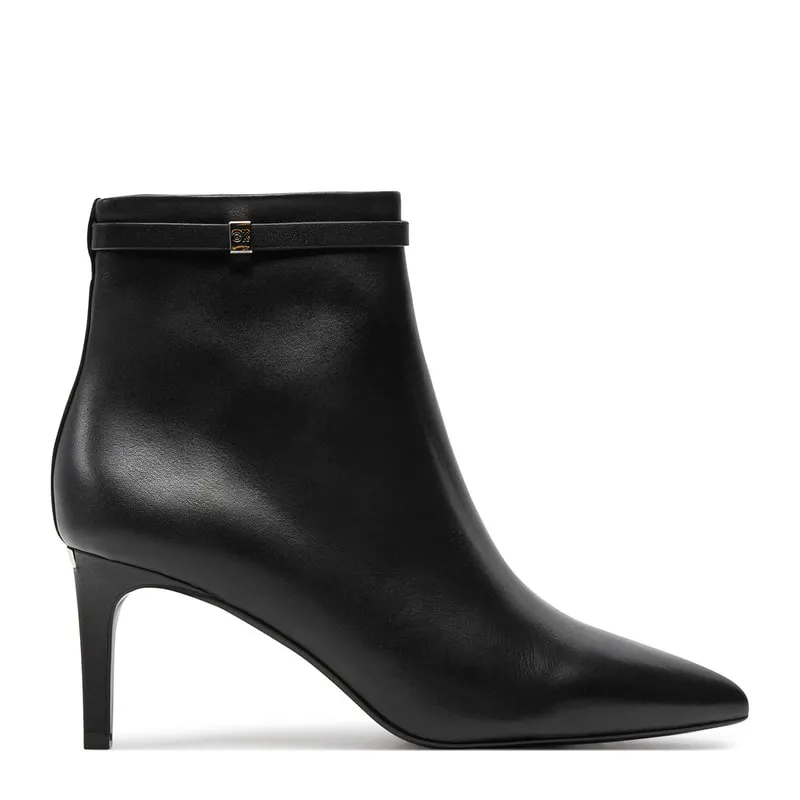 Leather ankle boots with a heel