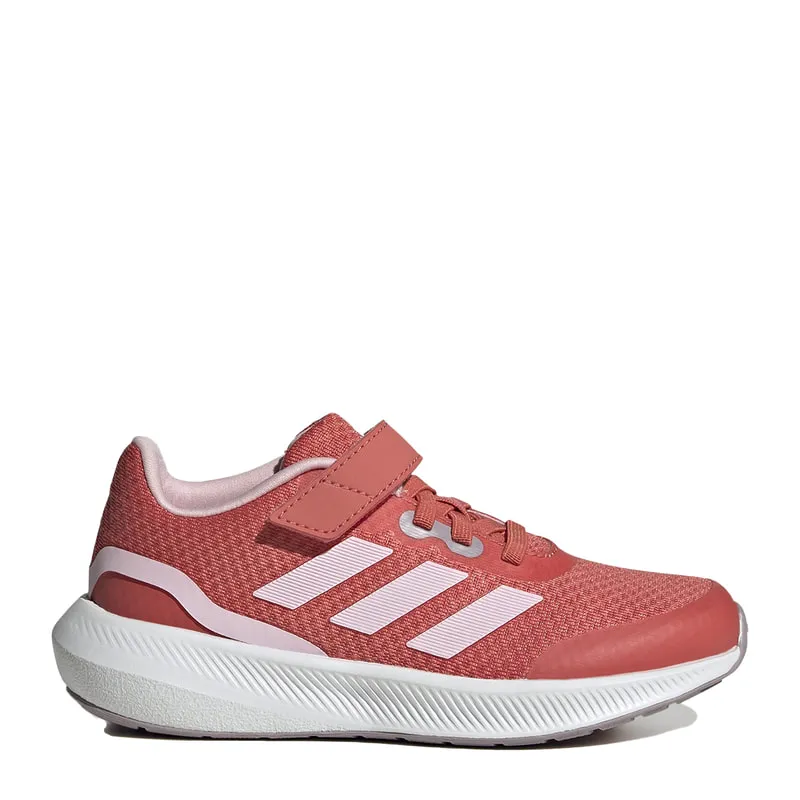 Childrens sports shoes