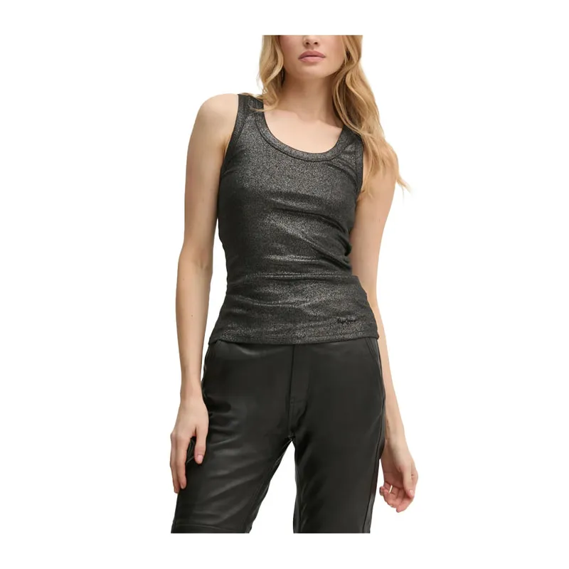 Sleeveless blouse