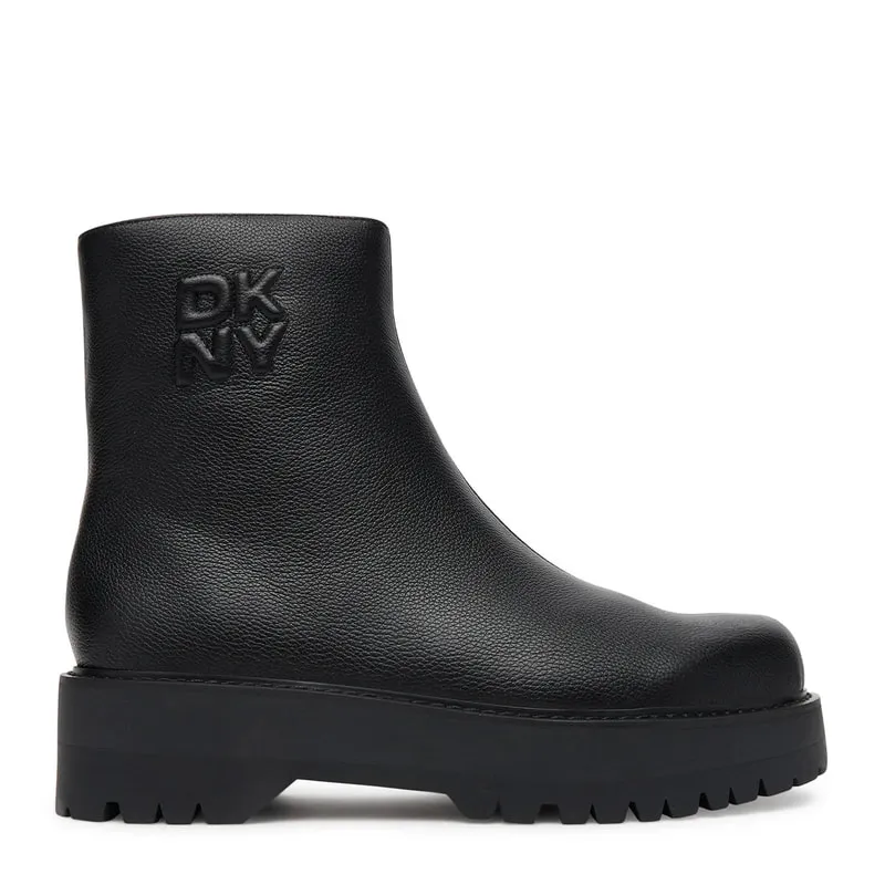 Boots for women
