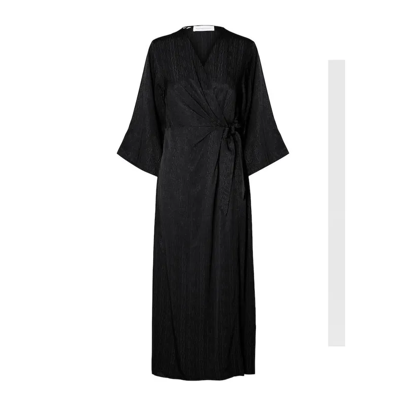 Womens dress with wide sleeves