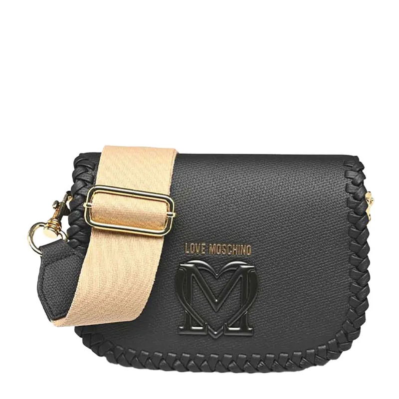 Shoulder bag with metal logo