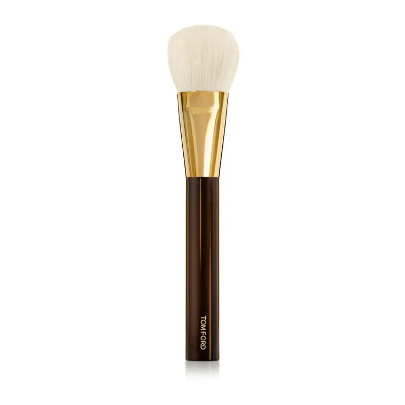 Cheek Brush 06